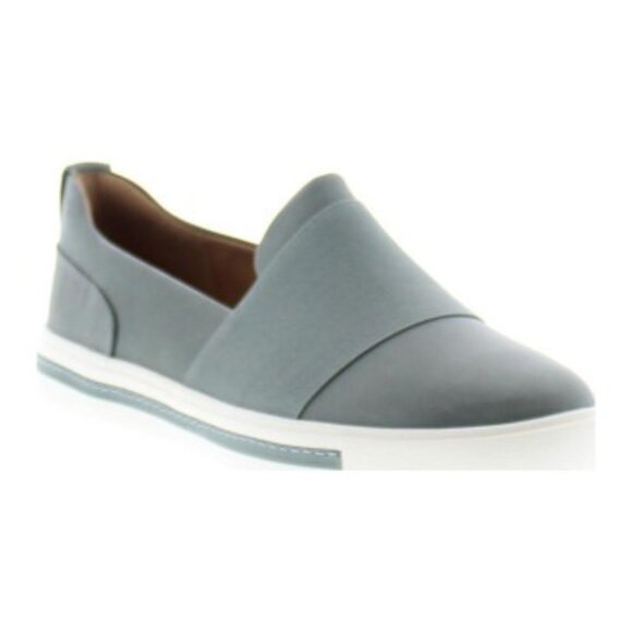 Clarks UnMaui Step-47600. - Picture 1 of 1